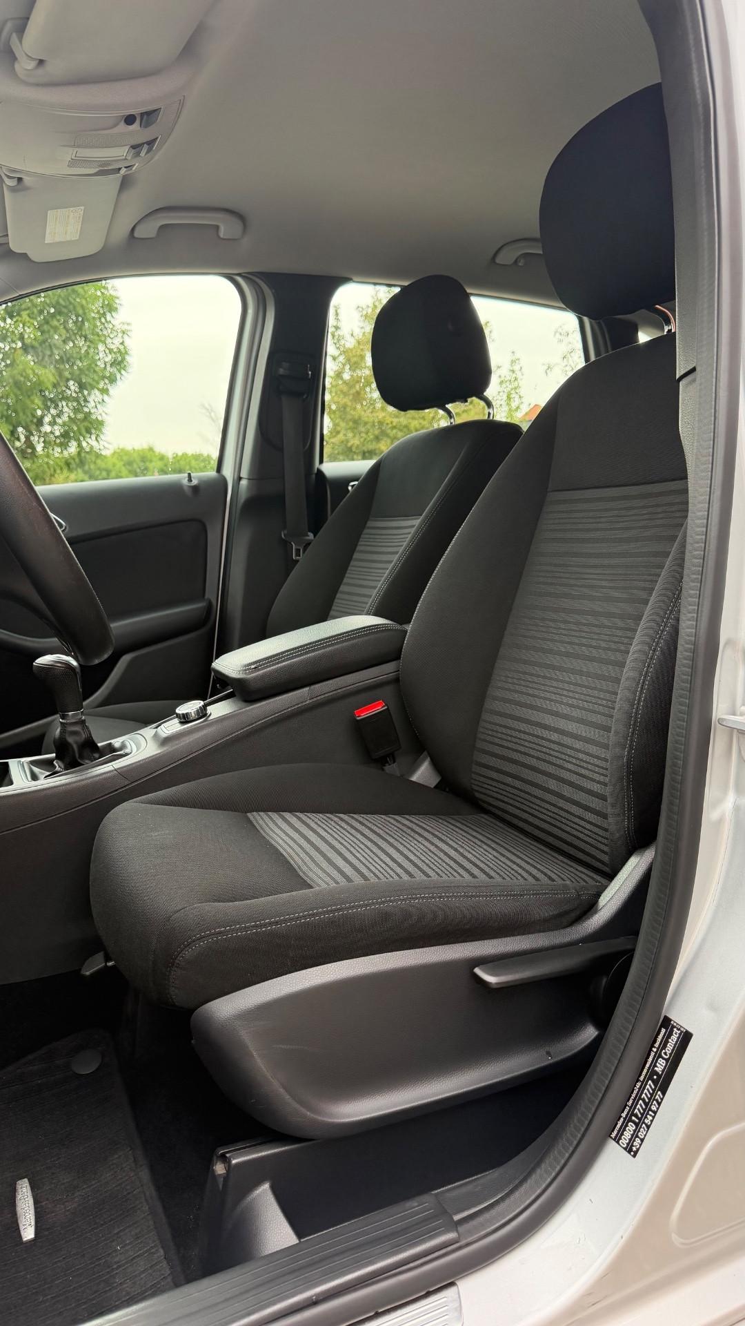 Mercedes-benz B 180 CDI BlueEFFICIENCY Executive