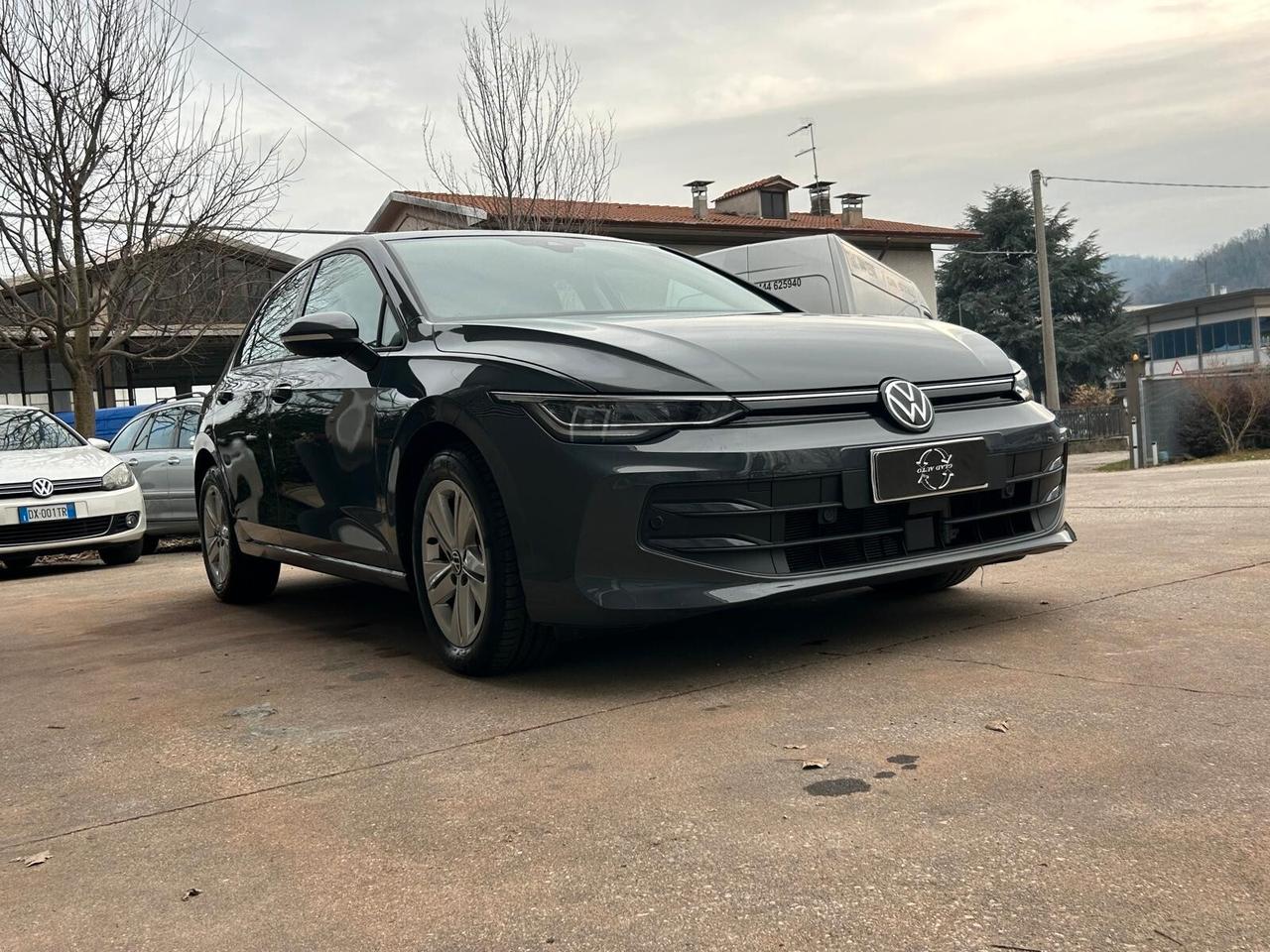 Volkswagen Golf VIII 2025 2.0 tdi Life 115cv PREZZO REALE