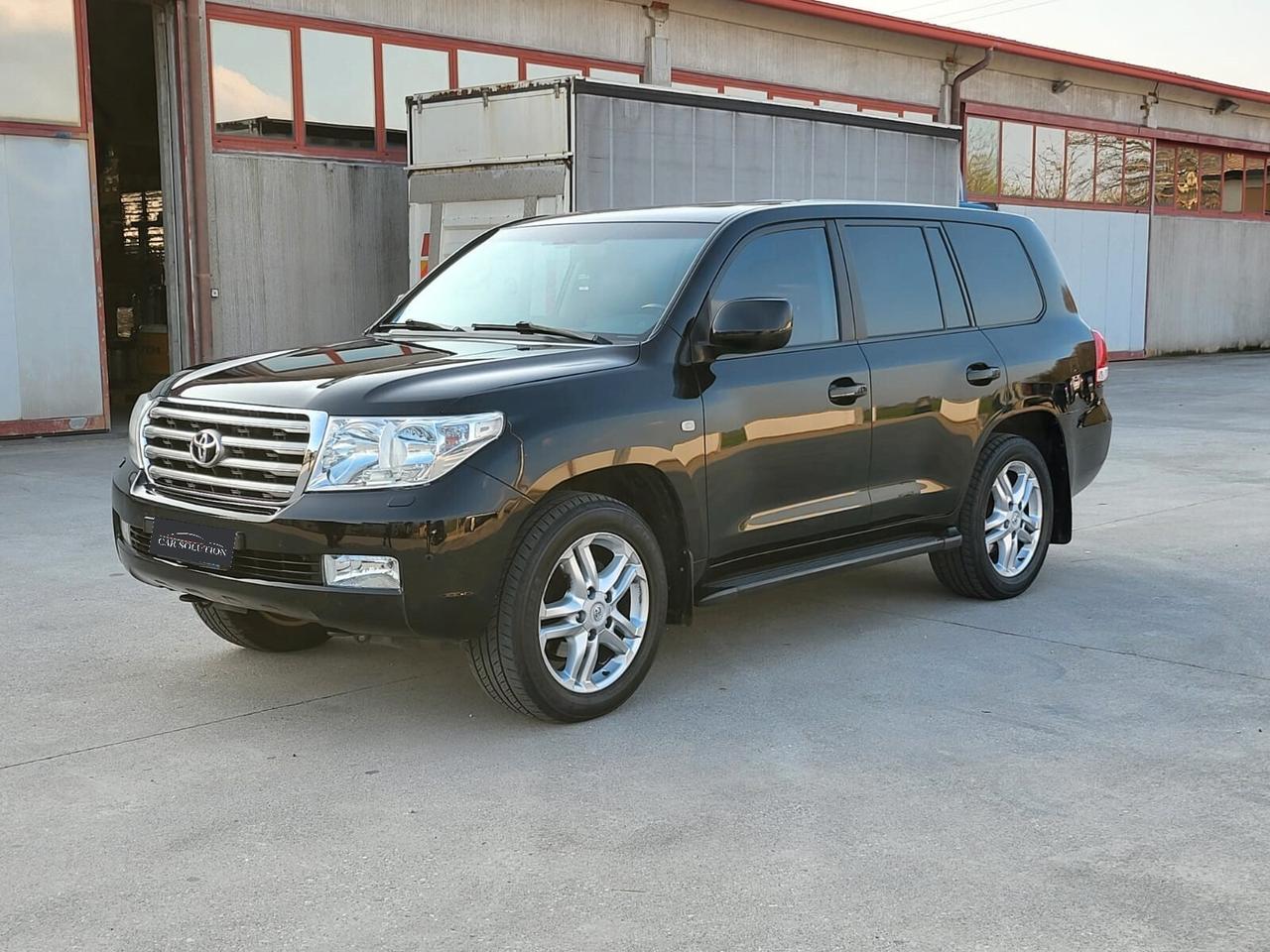 Toyota Land Cruiser V8 4.5 D4-D GANCIO TRAINO-7POSTI