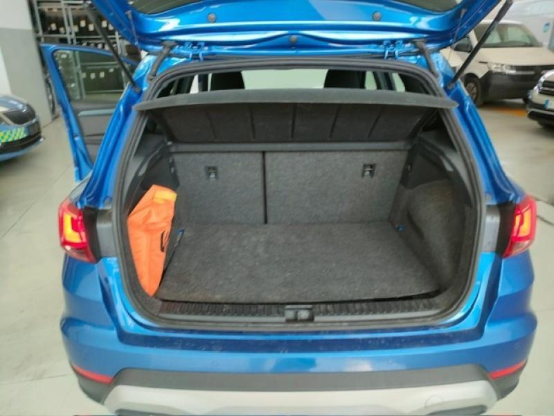 Seat Arona 1.0 TGI Xperience LED, Navi, Cerchi 18, Retrocamera