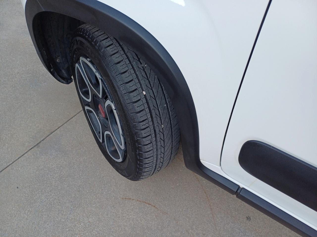 FIAT PANDA 1.0 CROSS (PER NEOPATENTATI)