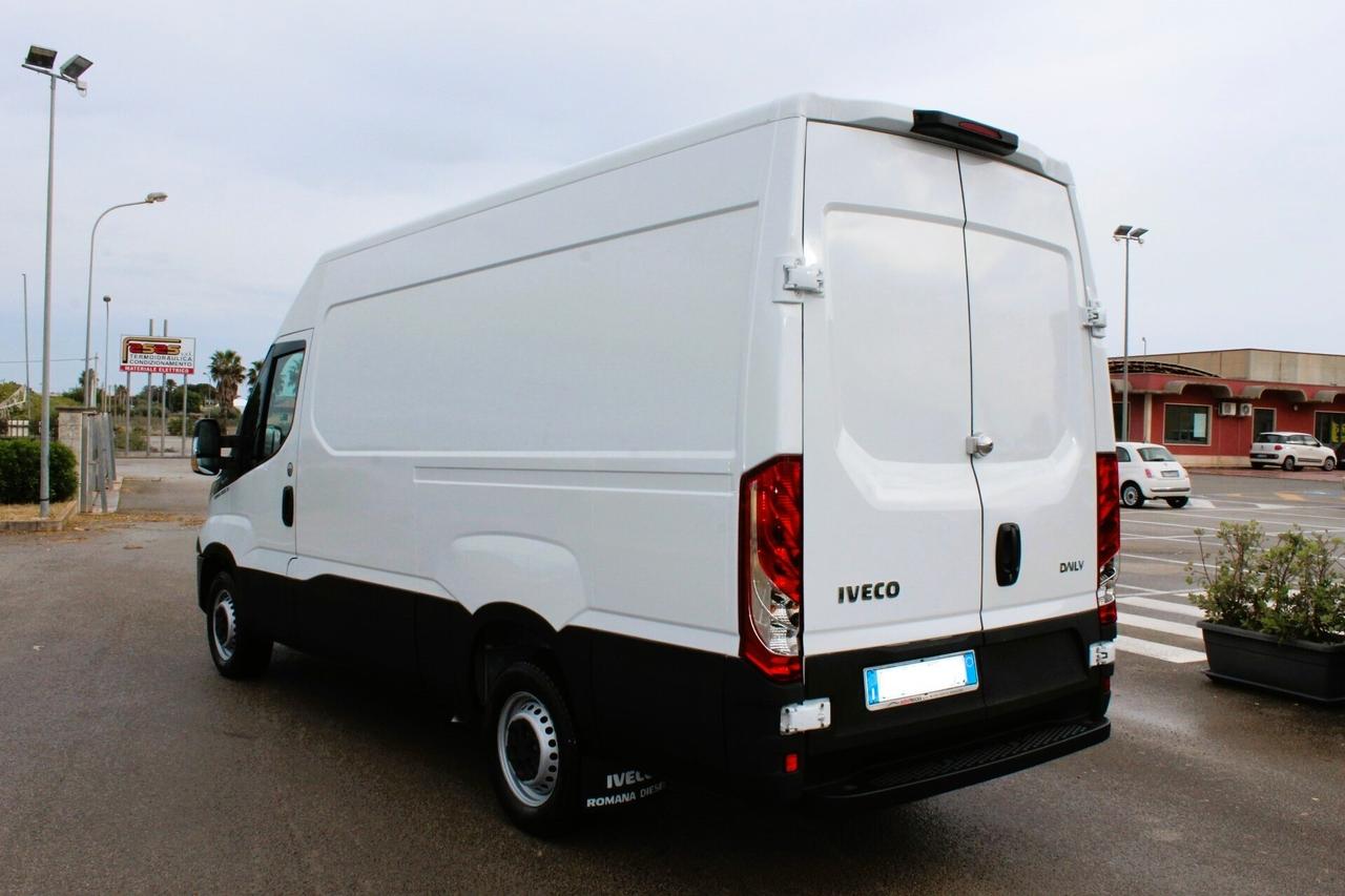 Iveco Daily 33S12