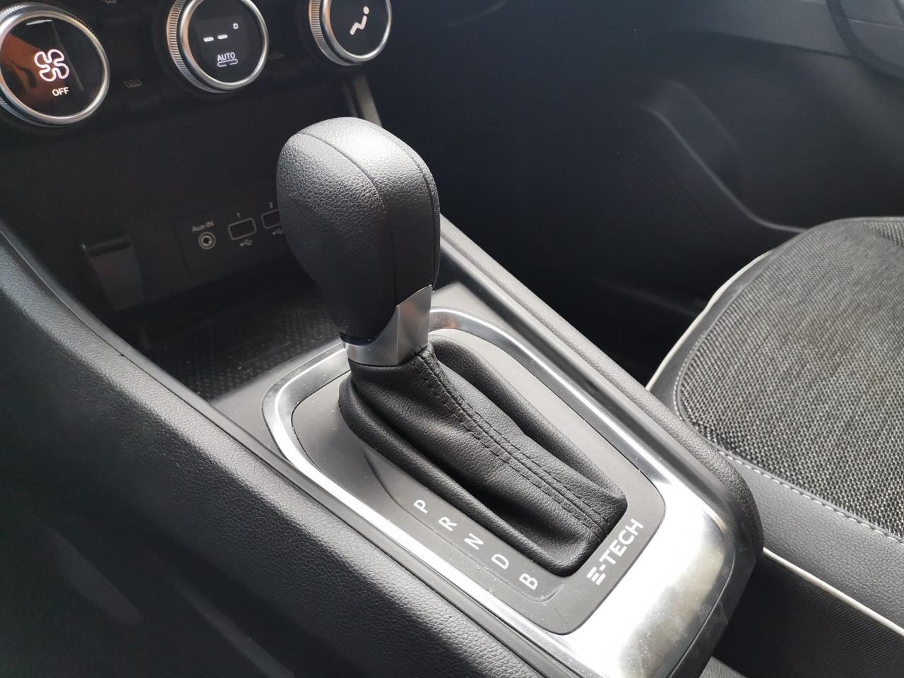 RENAULT Captur II 2019 - Captur 1.6 E-Tech full hybrid Techno 145cv