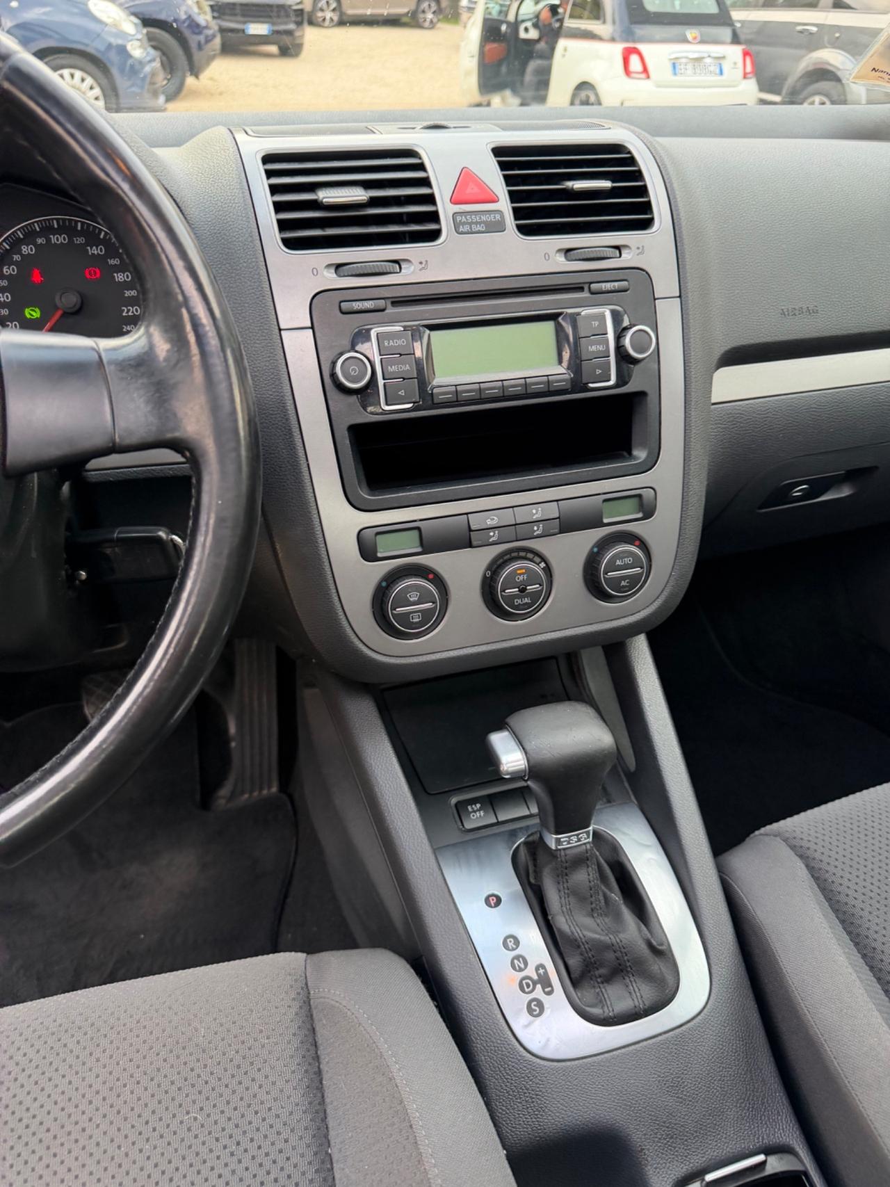Volkswagen GOLF TSI AUTO TETTO 5p. SPORTLINE KMCERT