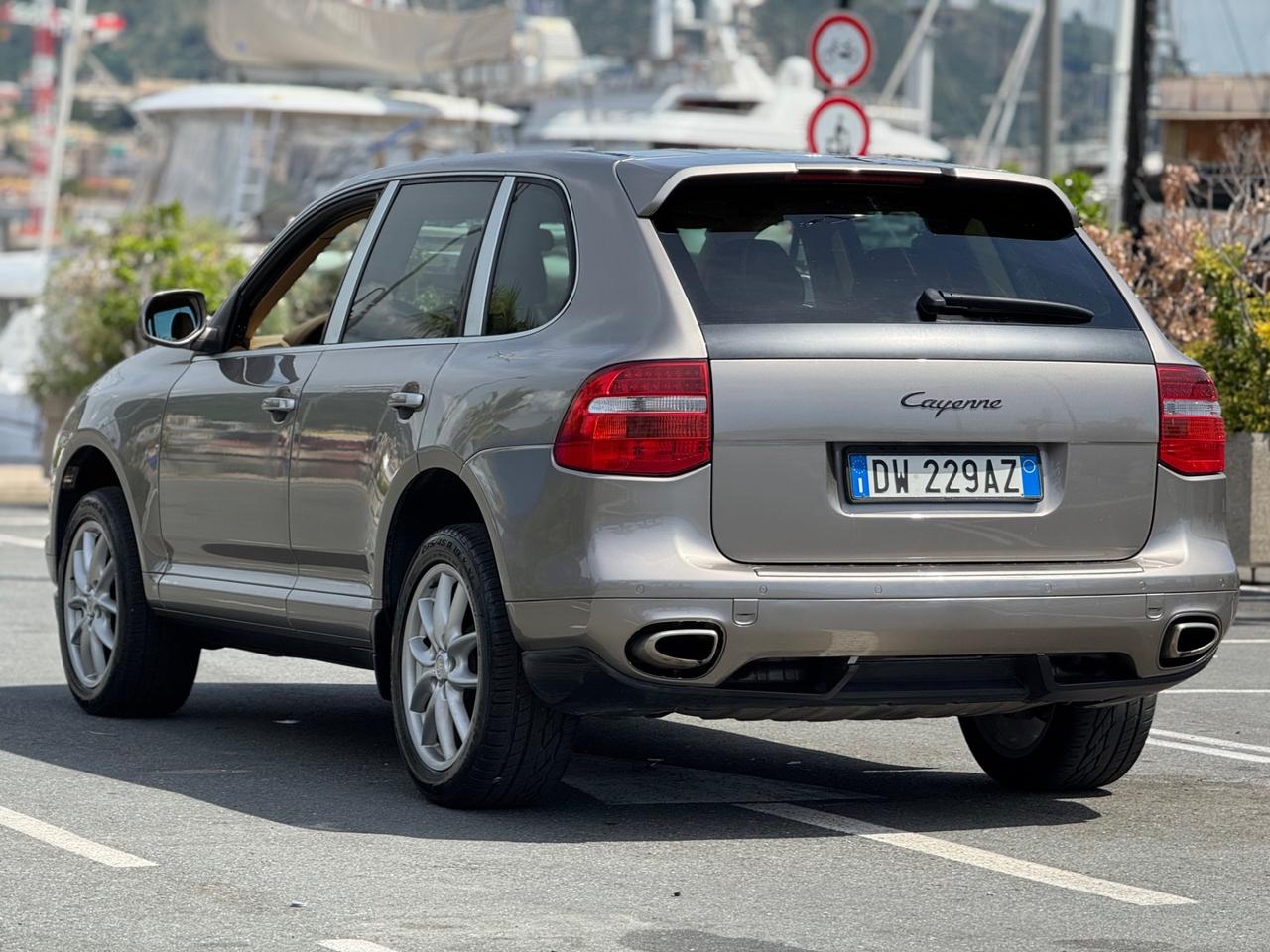 PORSCHE CAYENNE 3.6 BENZINA 290CV PERMUTABILE