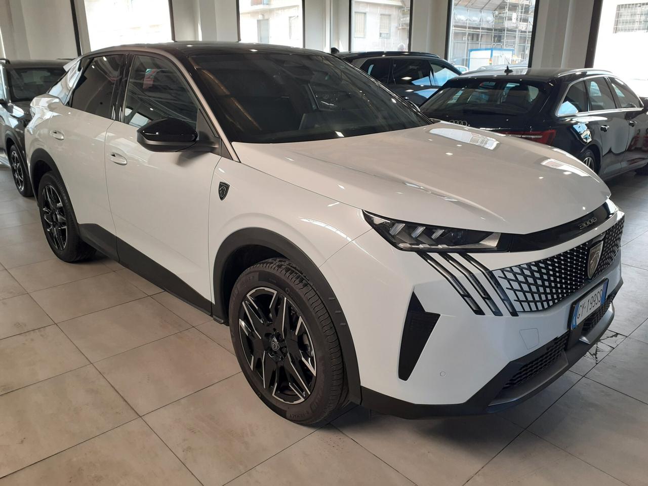 Peugeot 3008 Hybrid 145cv e-DCS6 GT