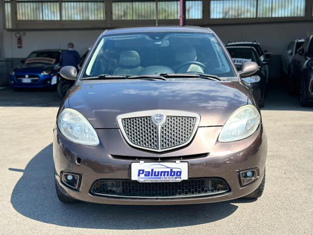LANCIA Ypsilon VERSIONE VERSUS-CAMBIO-AUTOMATICO