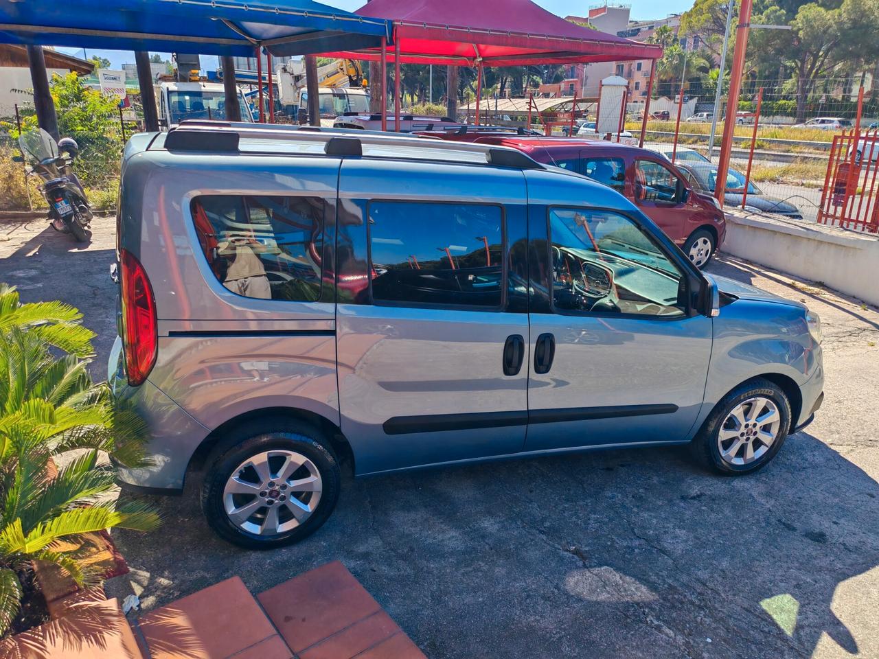 Fiat Dobló 1,6 diesel 04/2015 Cv105