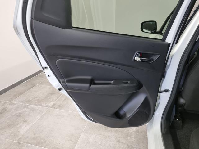 SUZUKI Swift 1.2 Hybrid 4WD AllGrip Top