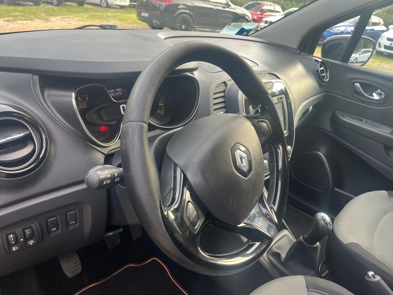 Renault Captur 0.9 Benzina - Neopatentati