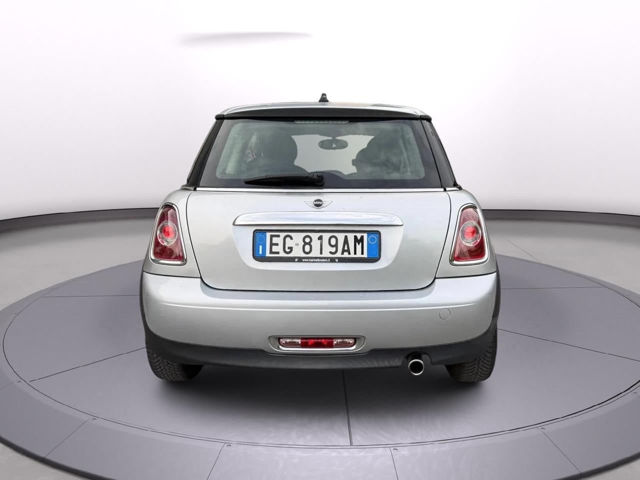 Mini One 1.6 benzina anno 2010 euro 5 neo patentati