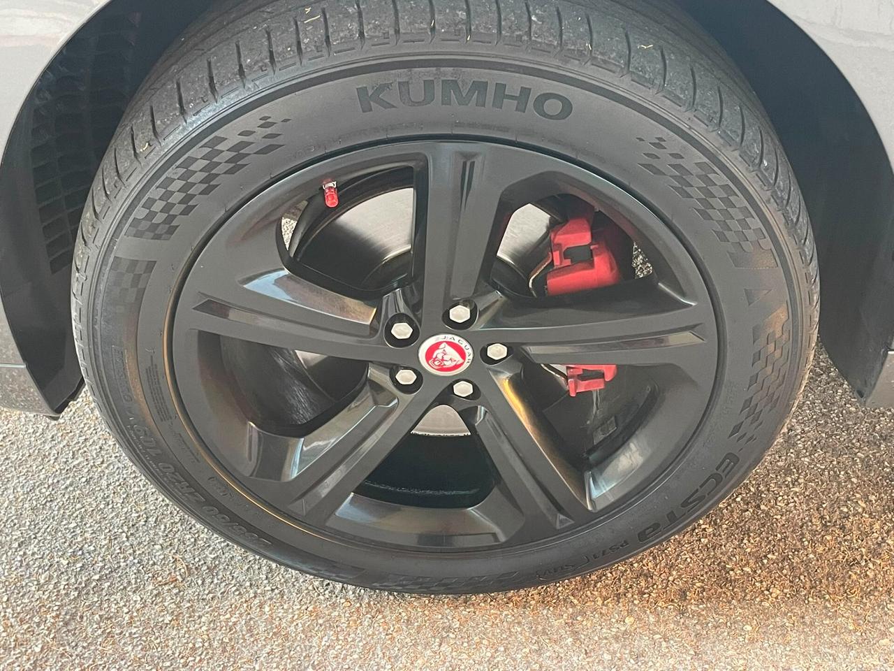 Jaguar F-Pace 2.0 D 180 CV AWD R-Sport