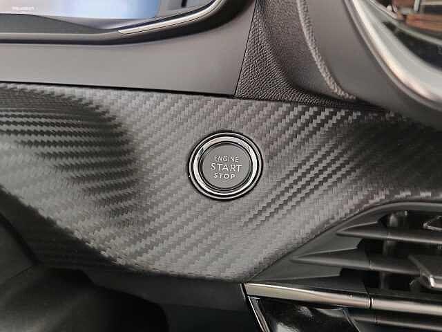 Peugeot 208 motore elettrico 136 CV 5 porte Allure