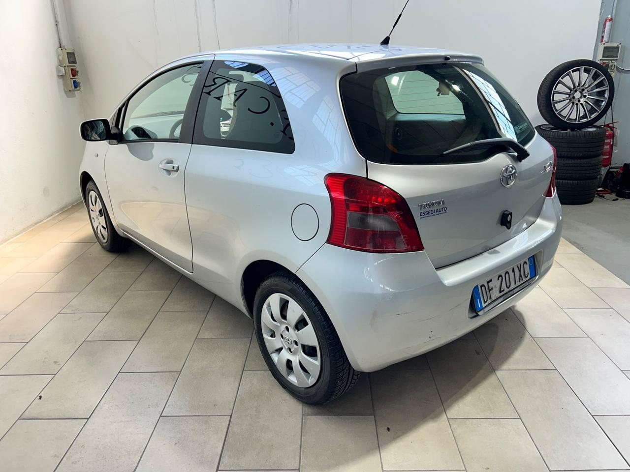 Toyota Yaris 1.0 3 porte
