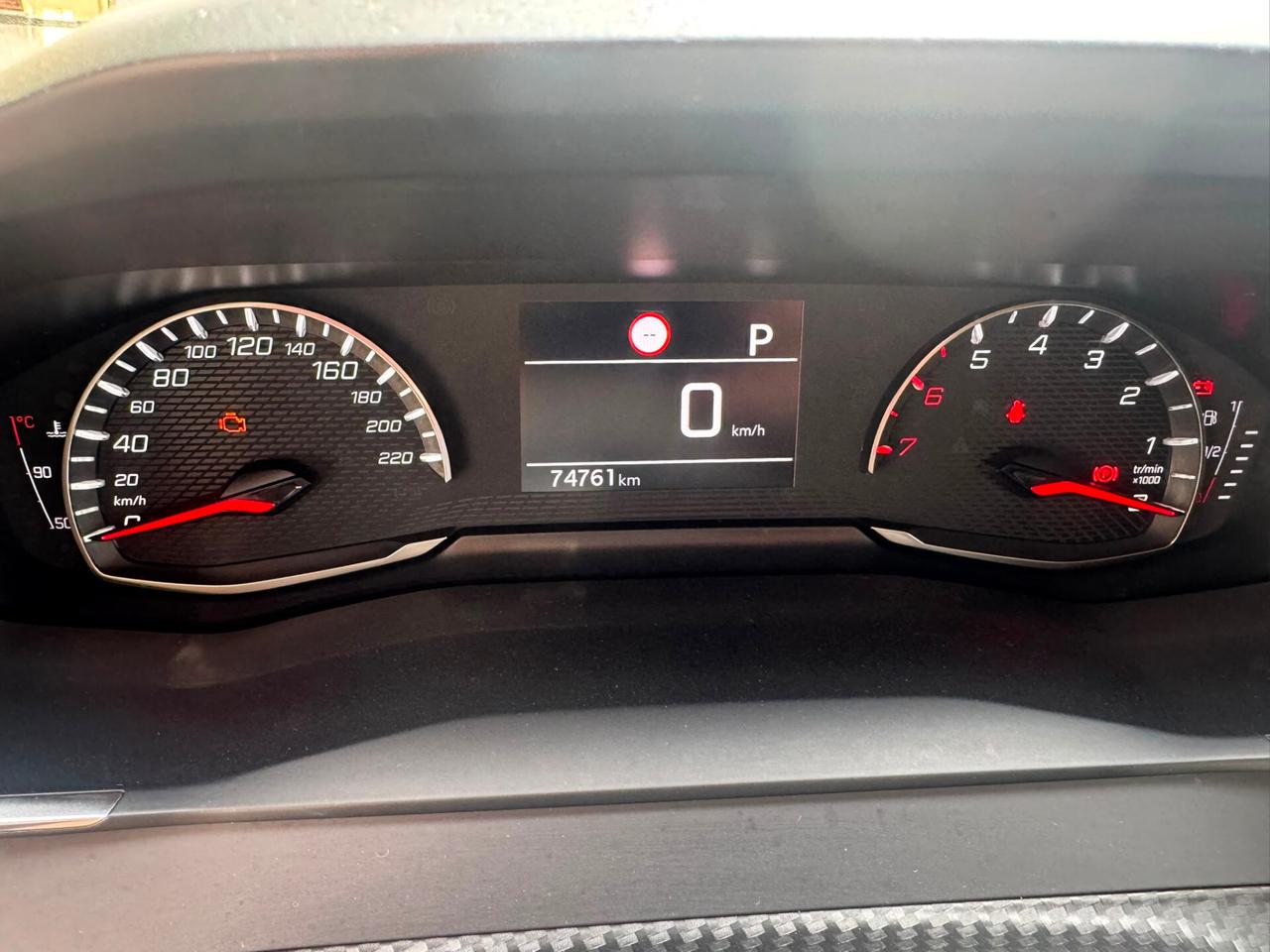 Peugeot 2008 BlueHDi 130 S&S EAT8 Allure