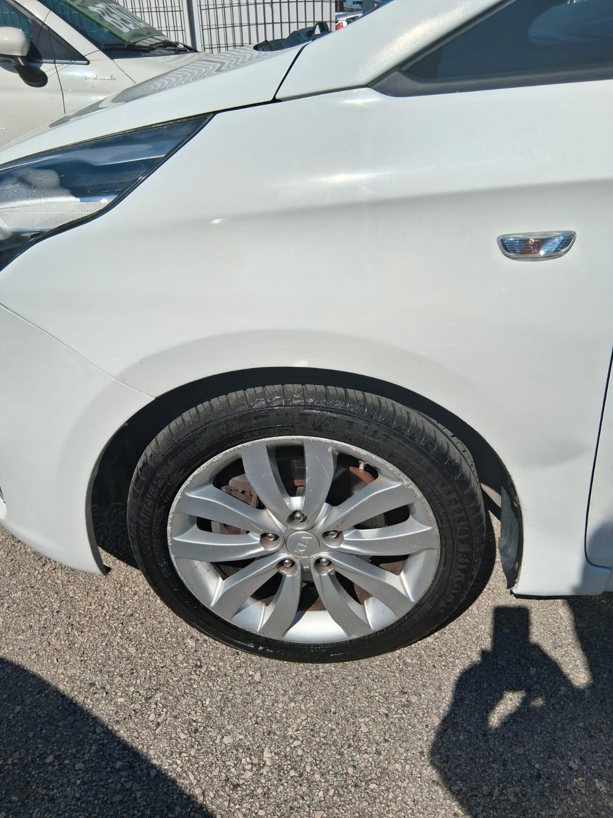 Kia Carens 1.7 CRDi 115 CV Cool