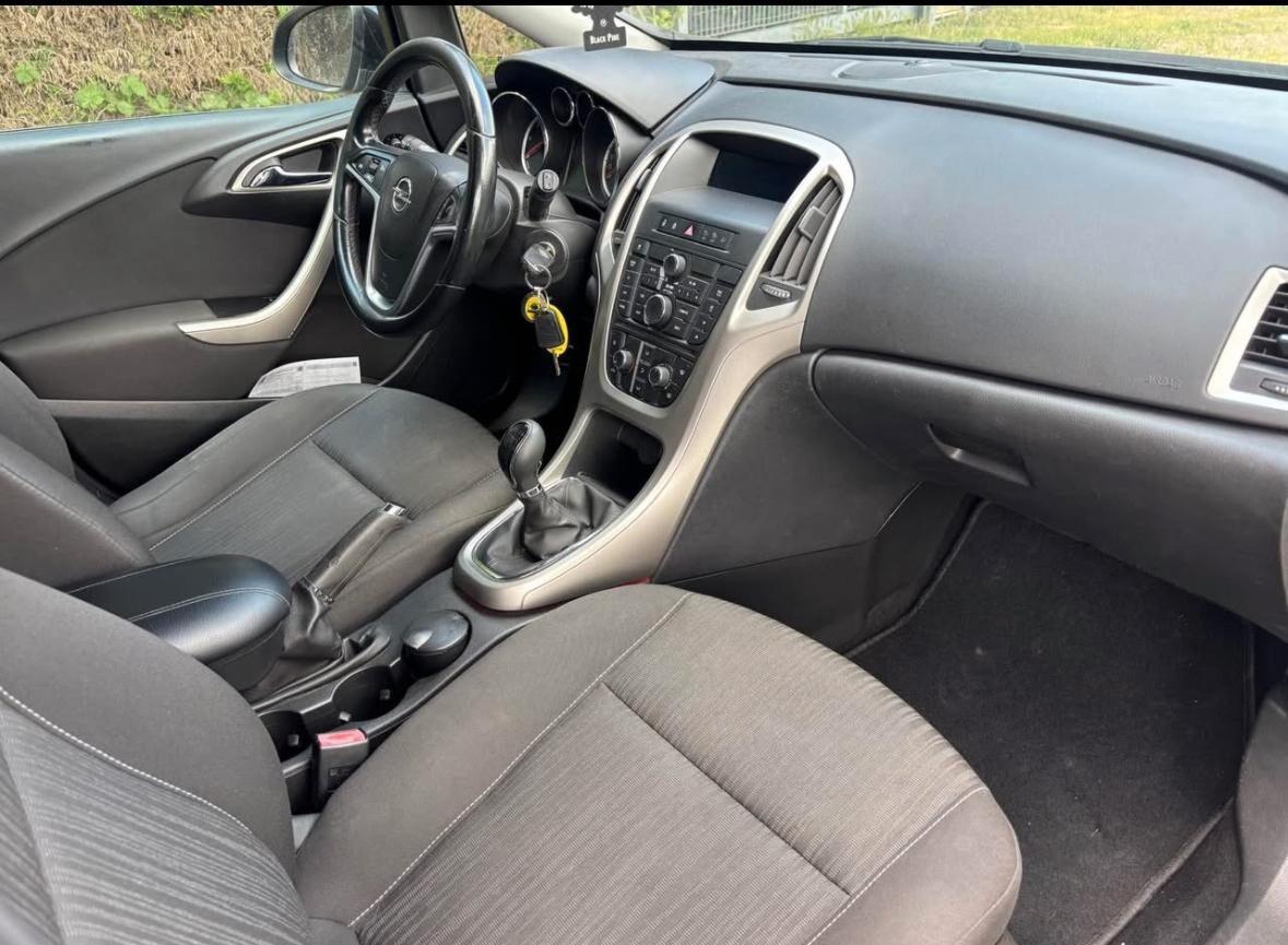 Opel Astra 1.7 CDTI 110CV Sports Tourer Cosmo Fleet