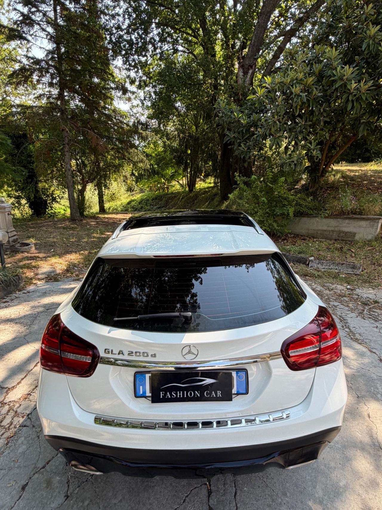 Mercedes-benz GLA 200d Sport FULL TETTO NAVY
