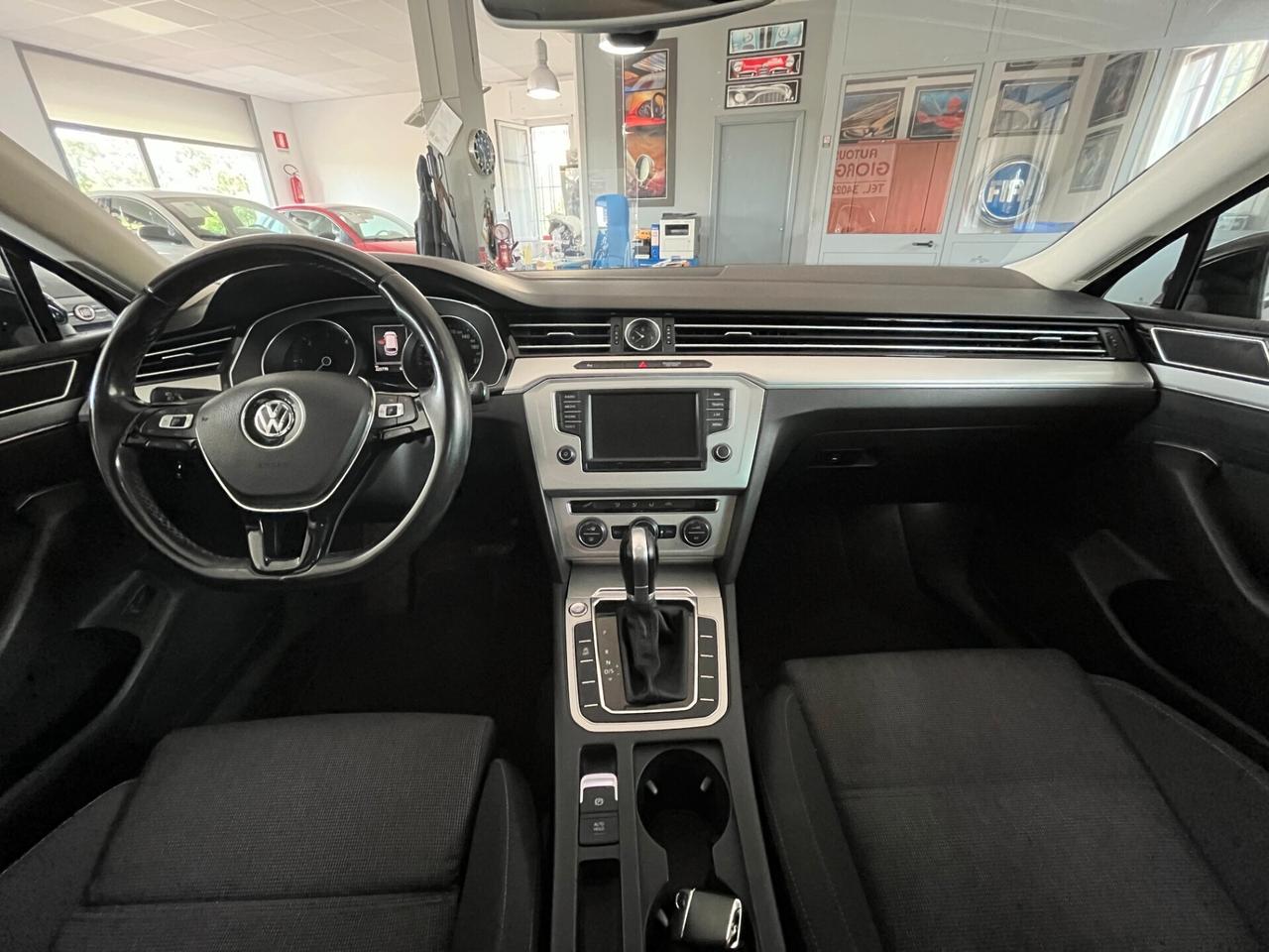 Volkswagen Passat Variat1.6 Tdi Automatica DSG 18"