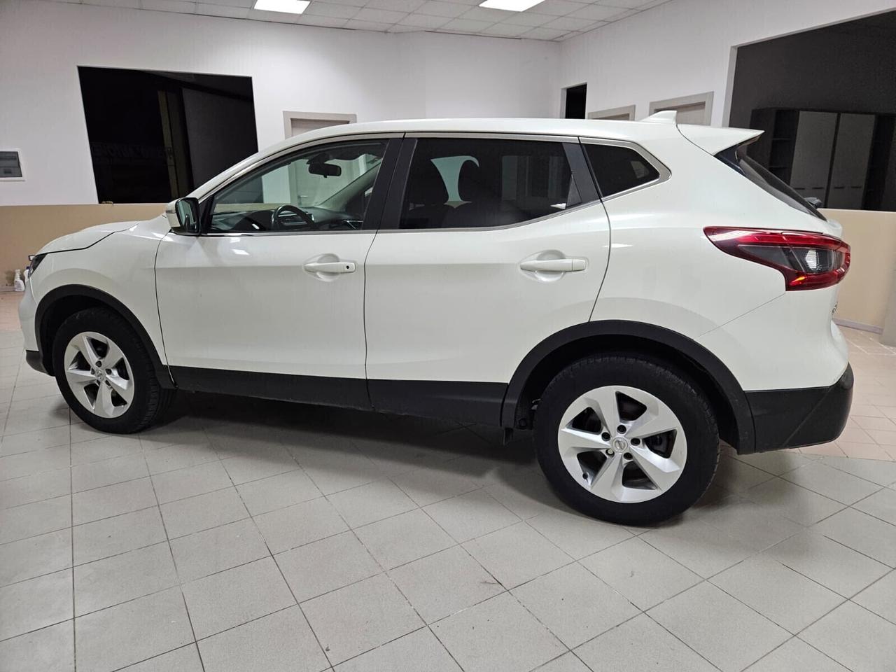 Nissan Qashqai 1.5 dCi Visia