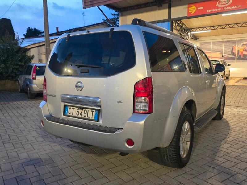 NISSAN Pathfinder 2.5 dCi XE Plus