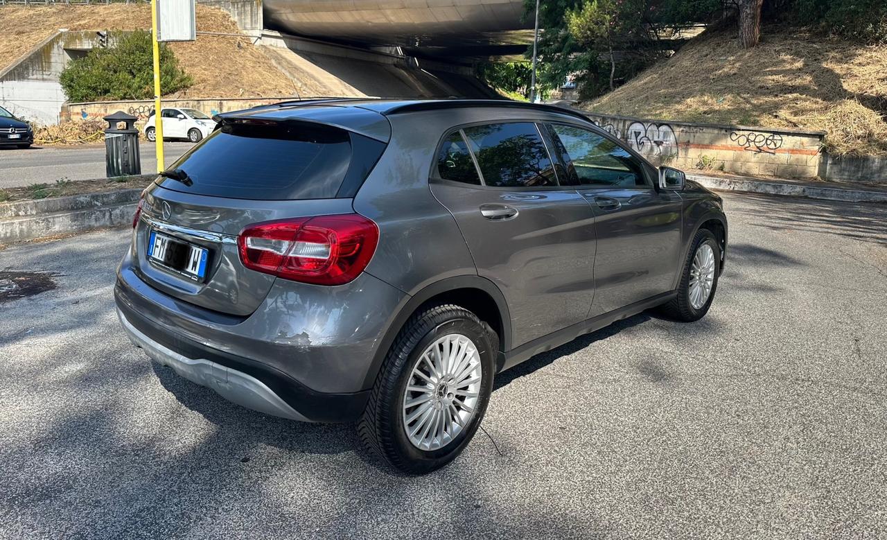 Mercedes-benz GLA 180 d Automatic Sport