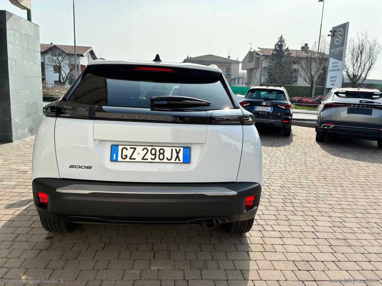 PEUGEOT 2008 PureTech 100 S&S Allure