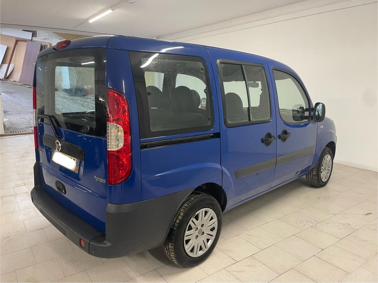 Fiat Doblò 1.6 16V Natural Power Active