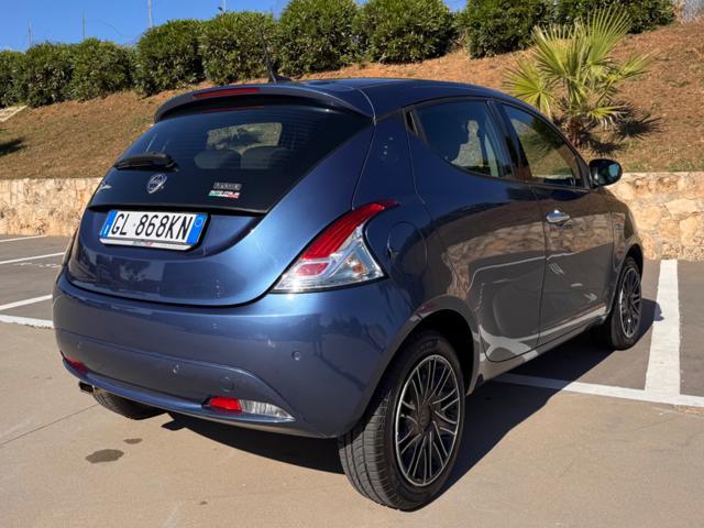 LANCIA Ypsilon 1.0 HYBRID GOLD 5 POSTI+NAVI+SENSORI