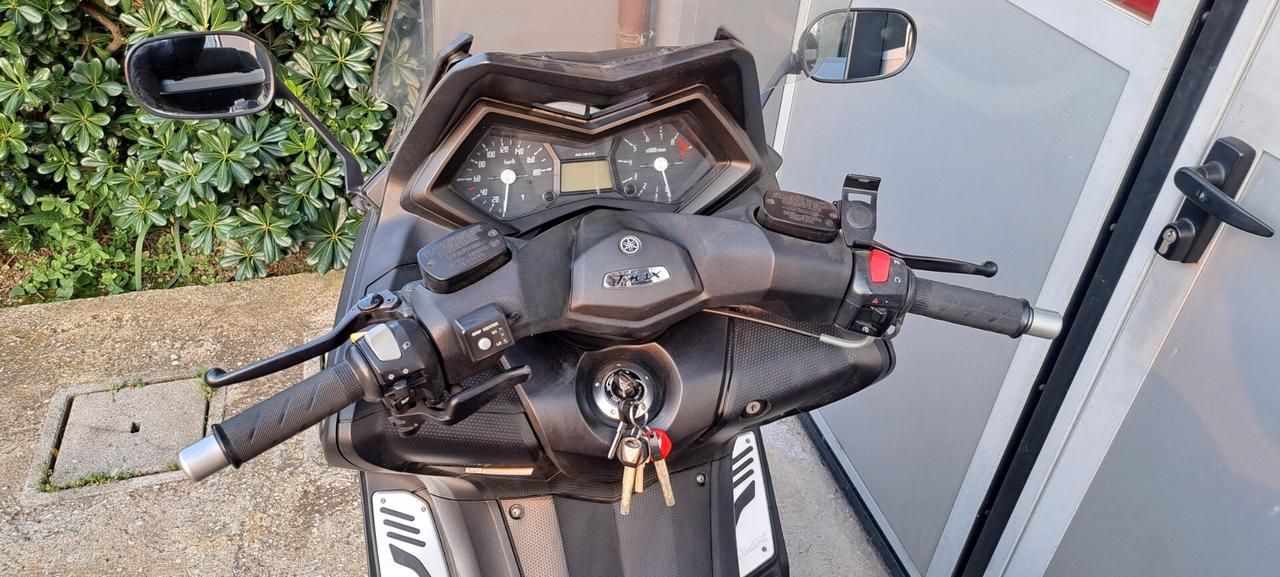 Yamaha TMAX 530