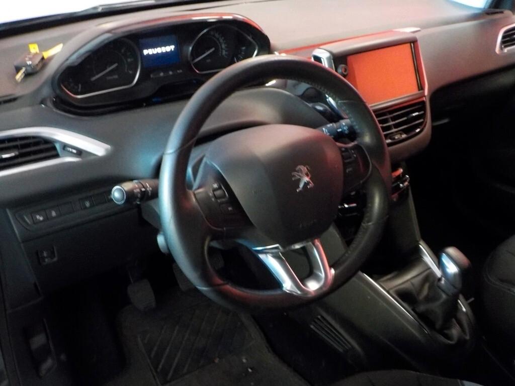 Peugeot 208 PureTech 82 5 porte Allure
