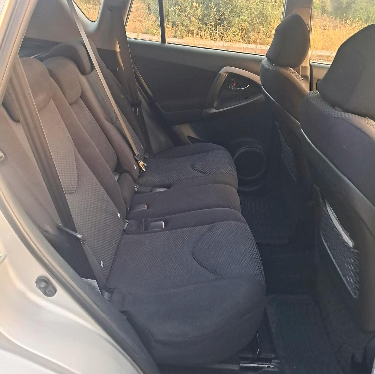 Toyota RAV 4 RAV4 2.2 D-4D 136 CV Sol