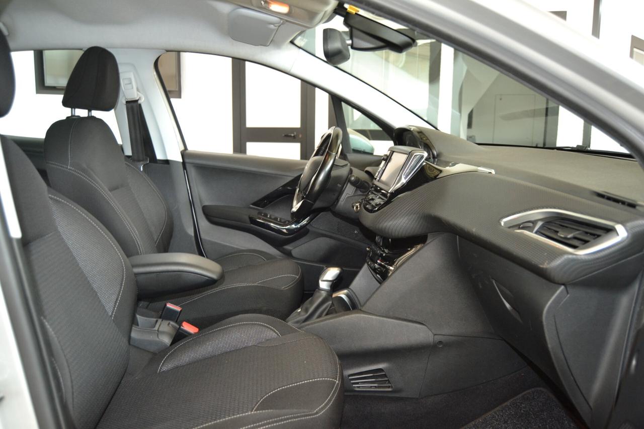Peugeot 208 BlueHDi 75 5P Allure Navi/UniPRO/KMDOC