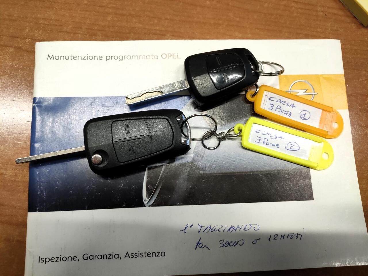 Opel Corsa 1.2 3 porte Sport