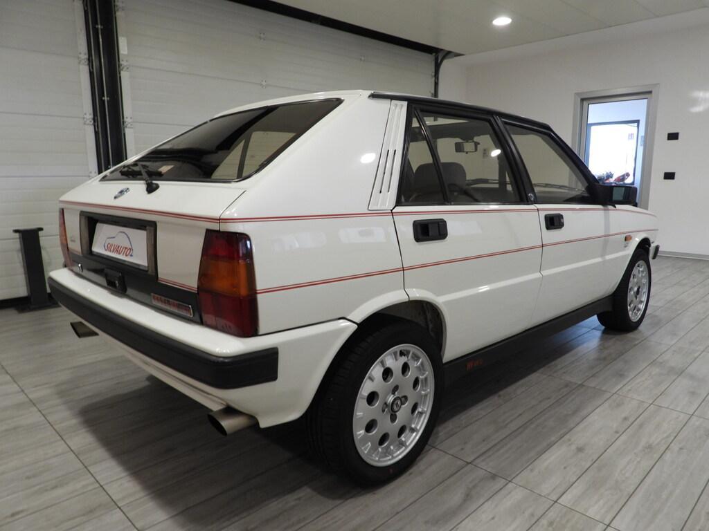 Lancia Delta 5 Porte 2.0 Turbo HF 4WD