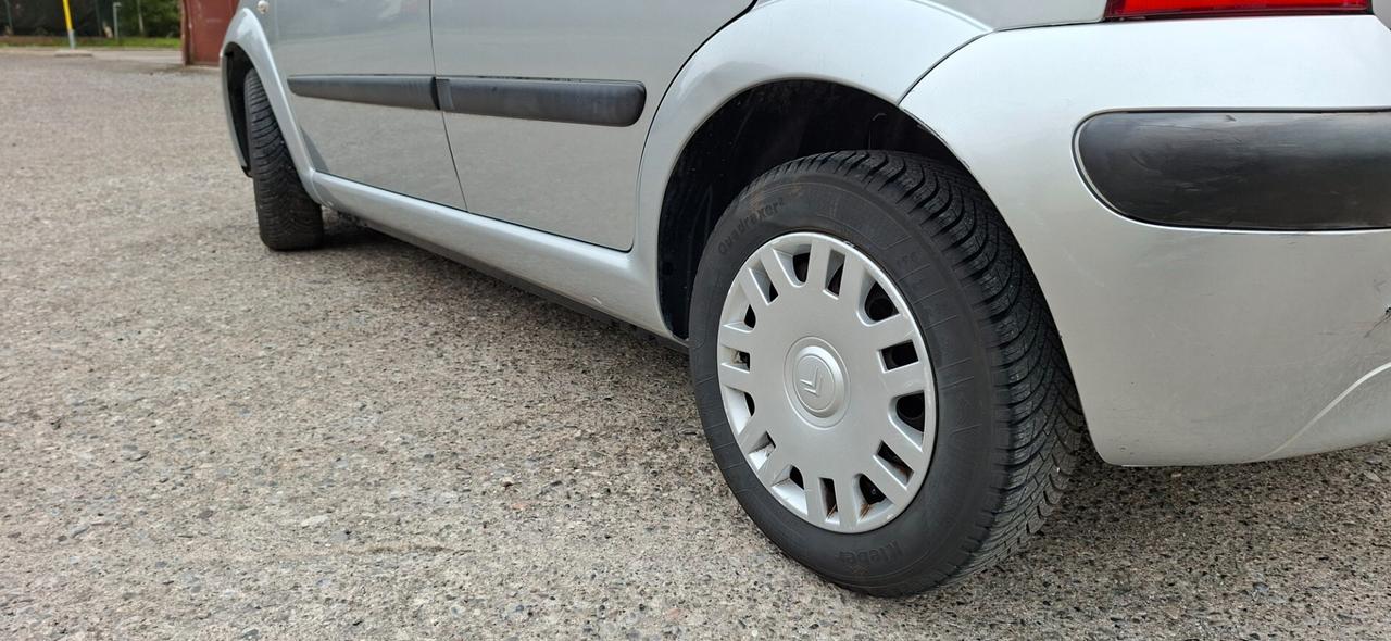 C3 1.1 ELEGANCE KM 140000 GARANZIA 12 MESI