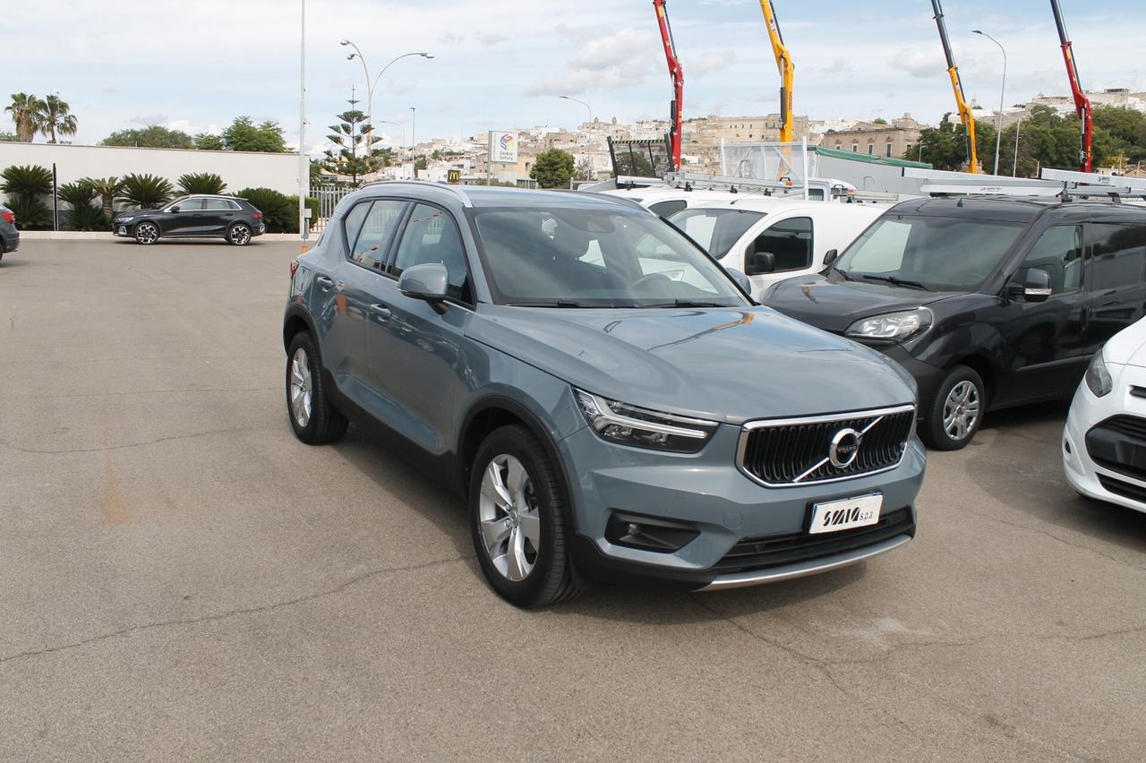 Volvo XC40 D3 Geartronic Momentum Pro