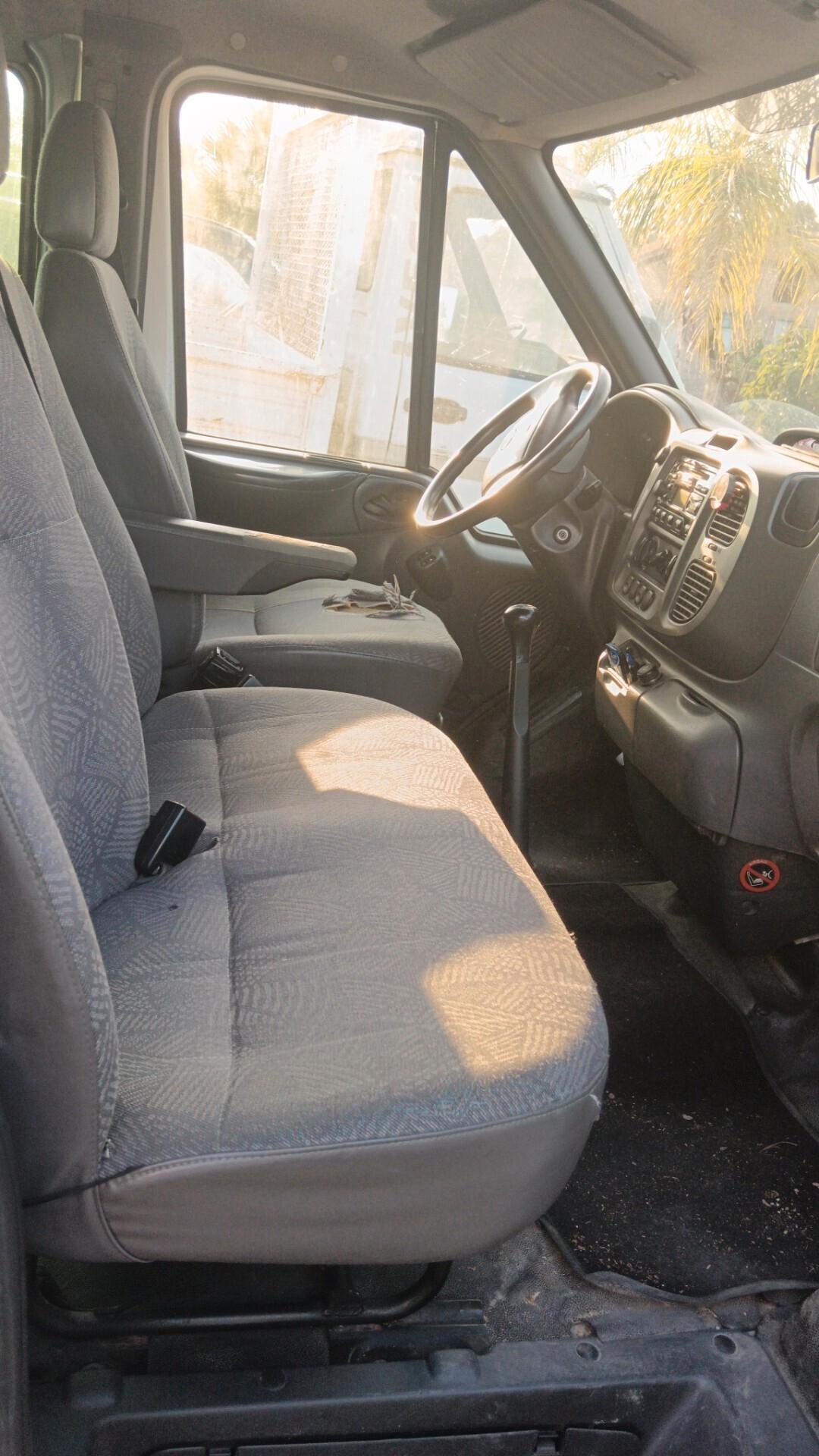 Bellissimo Ford transiti 9 Posti