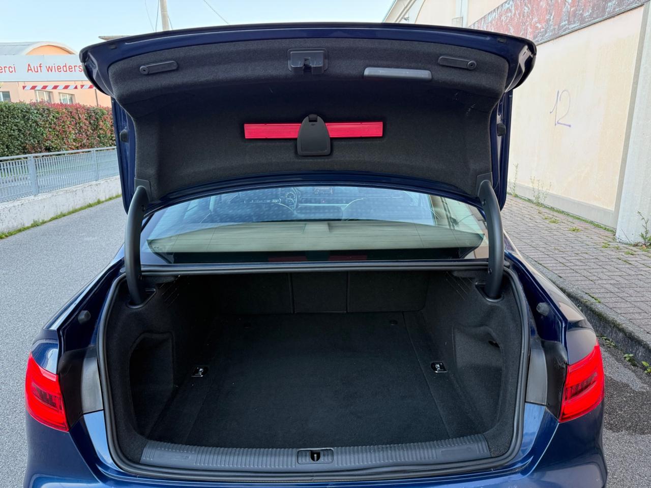 Audi A4 3.0 TDI S tronic Quattro Sport