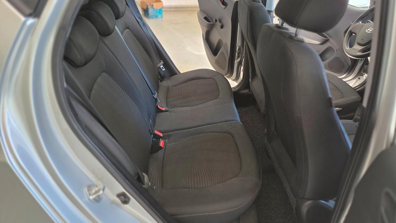 Hyundai i10 1.0 LPGI Econext Login unico proprietario