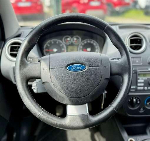 Ford Fiesta 5p 1.2 Plus Neopatentati