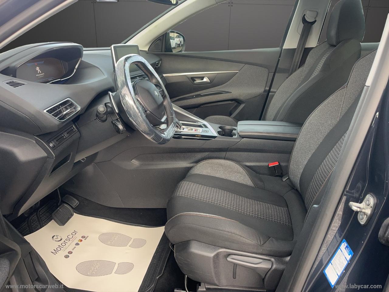 PEUGEOT 3008 BlueHDi 130 S&S EAT8 Business
