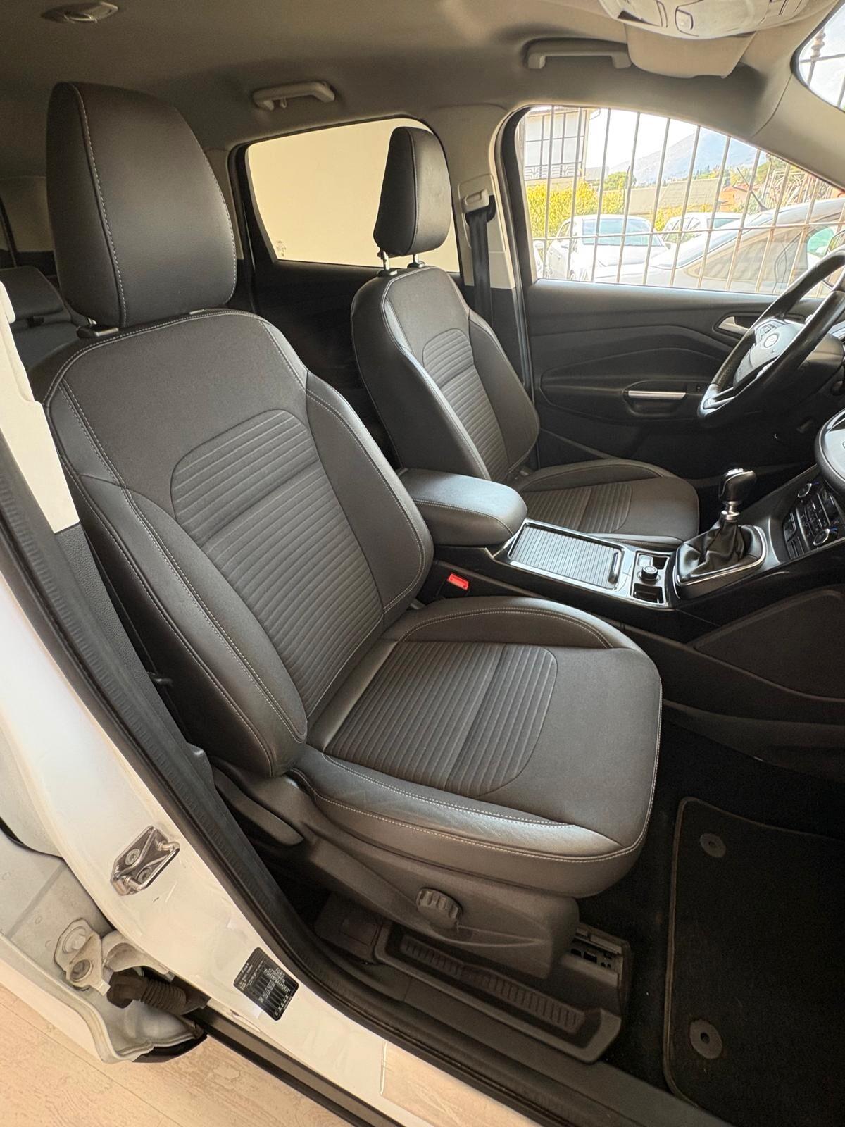 Ford Kuga 1.5 TDCI 12 MESI DI GARANZIA COMPLETA !!!!