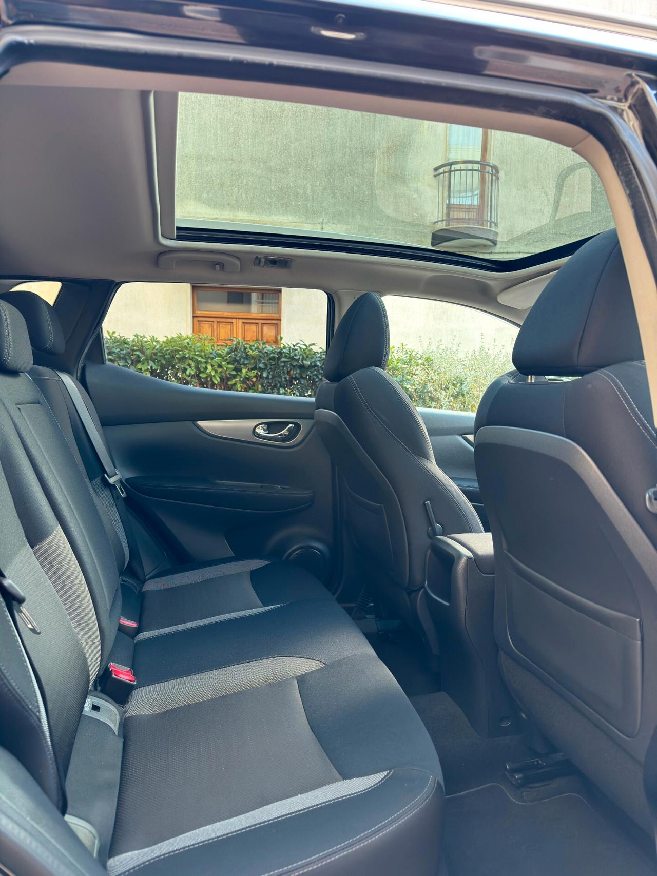 Nissan Qashqai 1.6 dCi 4WD N-Connecta 130 cv