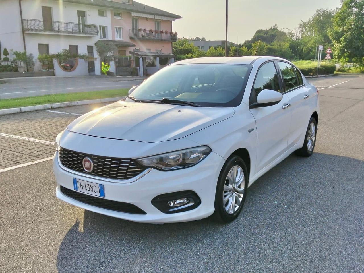 Fiat Tipo 1.4 4 porte 95Cv*Cerchi*Clima automatico*Euro 6