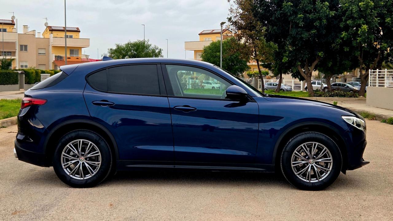 Alfa Romeo Stelvio 2.2 Turbodiesel 190 CV AT8 Q4 Business