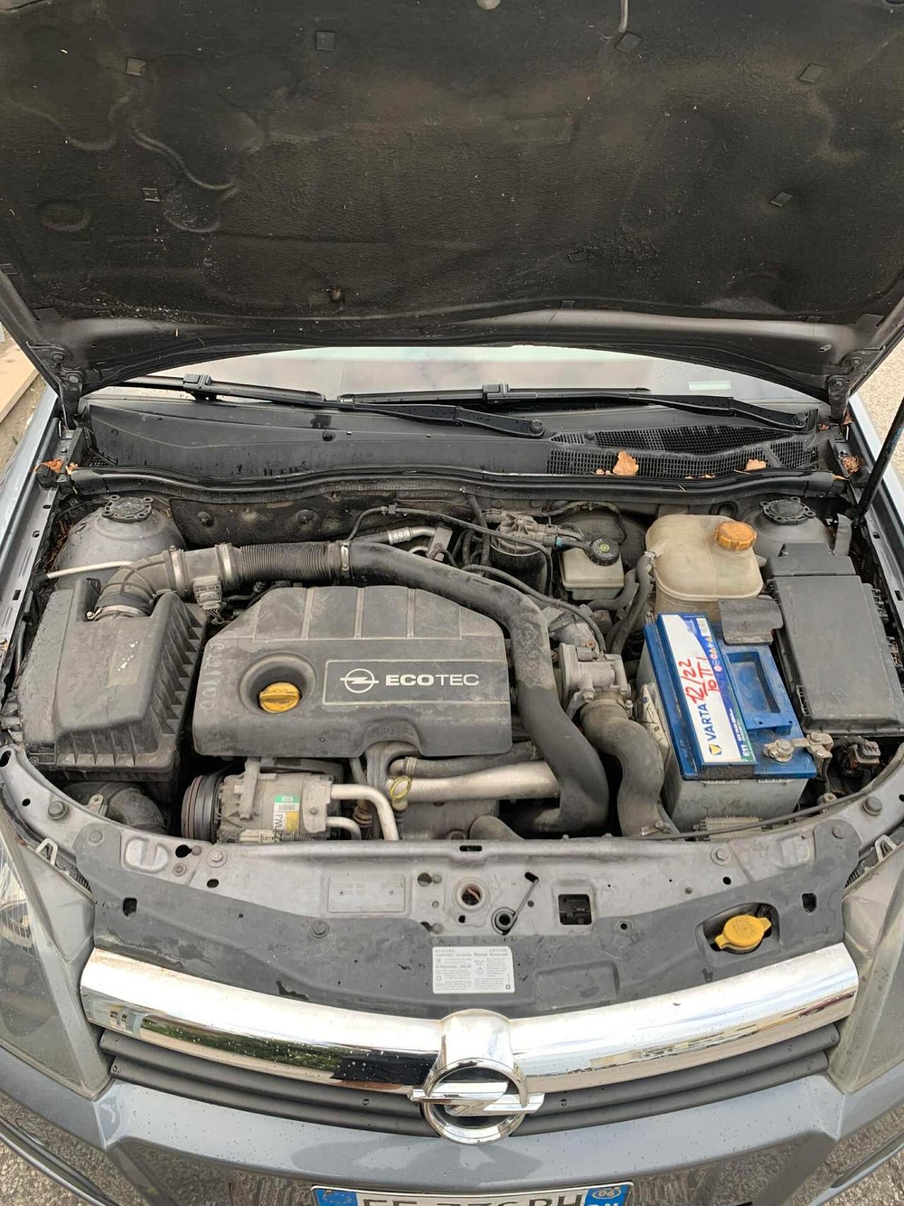 Opel Astra 1.7 CDTI 101CV