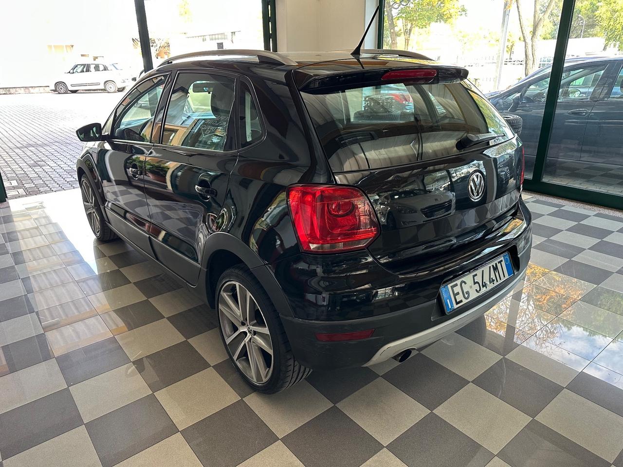 Volkswagen Polo Cross 1.6 TDI 90CV