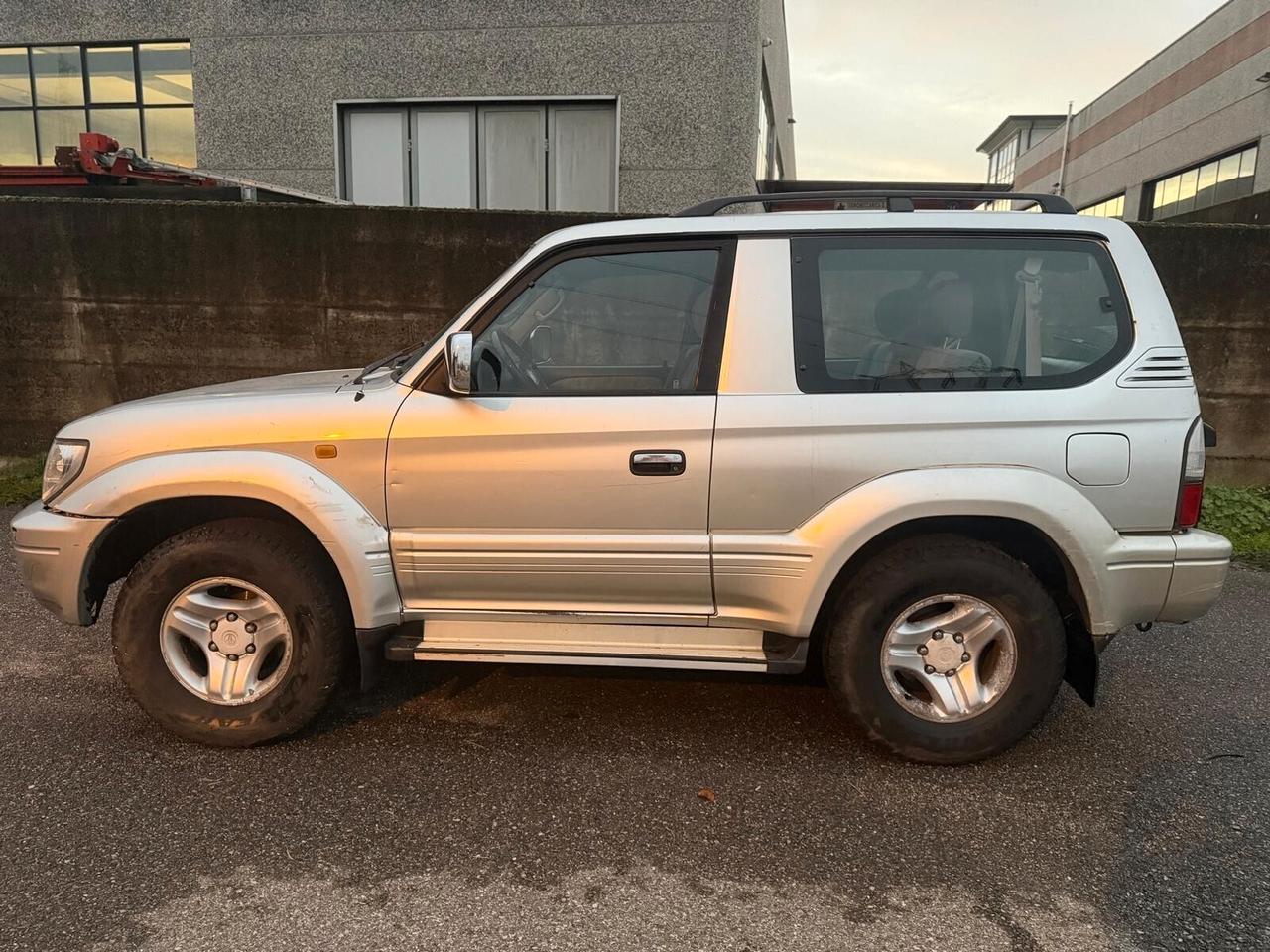 Toyota Land Cruiser 3.0 Tdi D-4D cat 3 porte KDJ90 GX