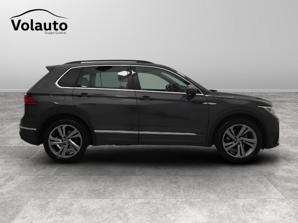VOLKSWAGEN Tiguan II 2021 - Tiguan 2.0 tdi R-Line 150cv dsg